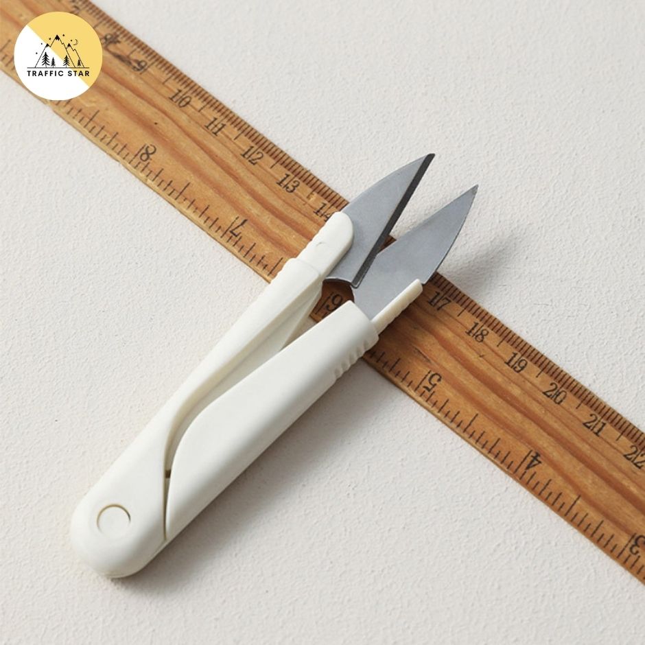 U Shaped Small Scissors With Lid