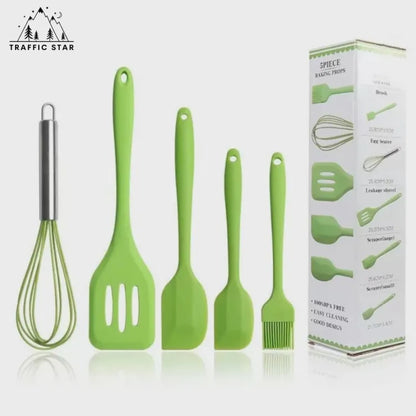 5Pcs/Set Green or Red Silicone Cooking Tool Sets (ငါးမျိုးပါ မီးဖိုချောင်သုံးဇွန်း အစုံလိုက်)